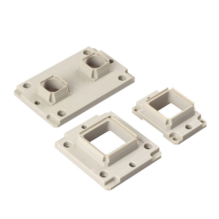 Pièces en plastique CNC 5